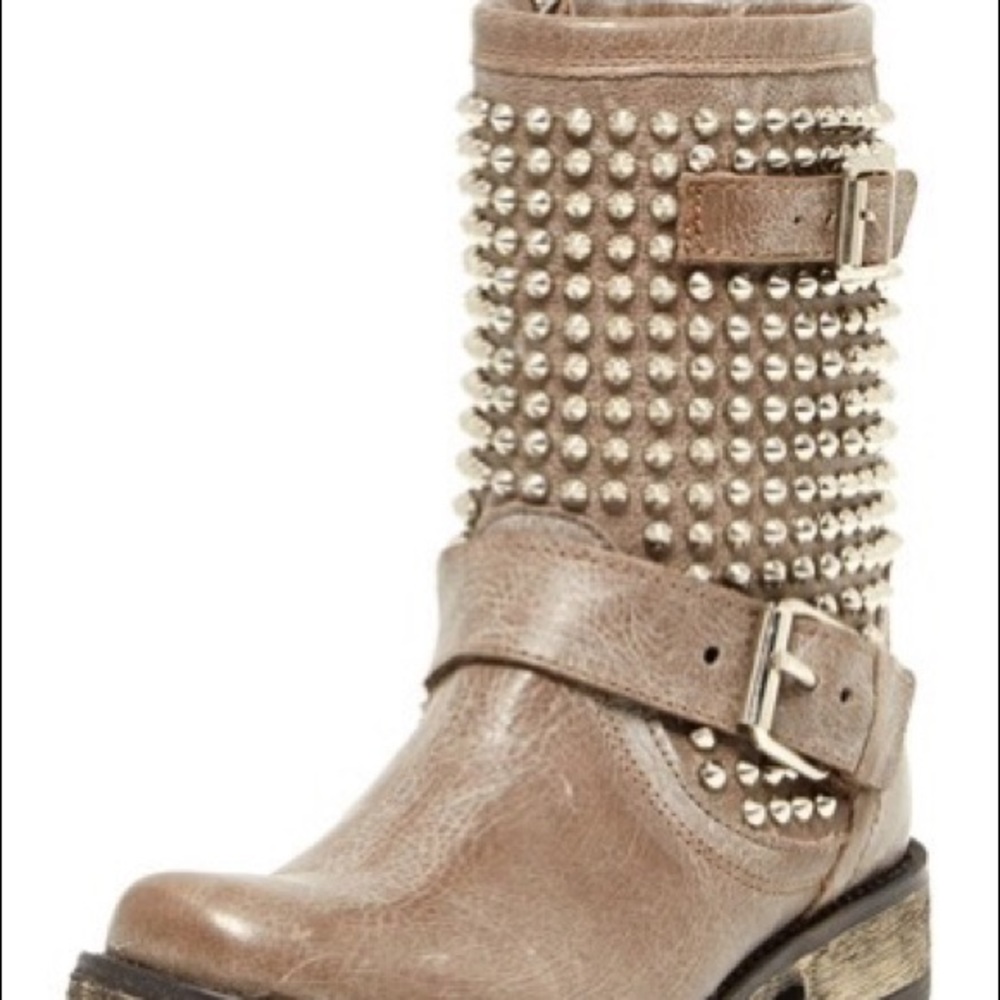 Brown/grey silver studded Steve Madden boots
